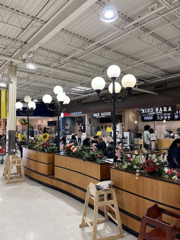 H Mart Naperville