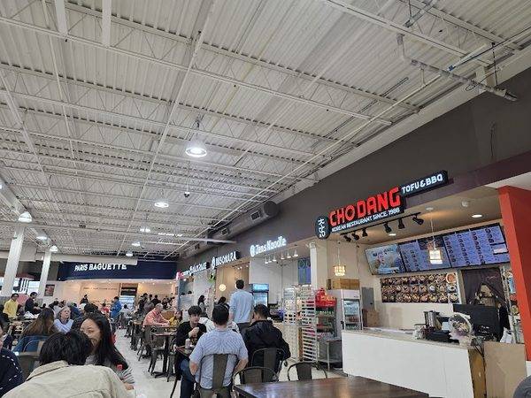 H Mart Naperville