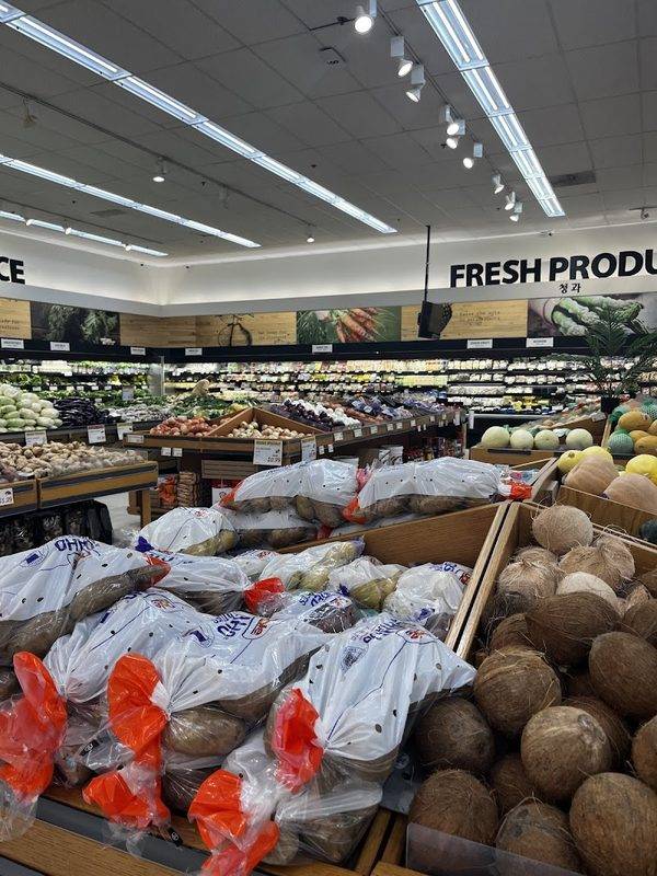 H Mart Naperville
